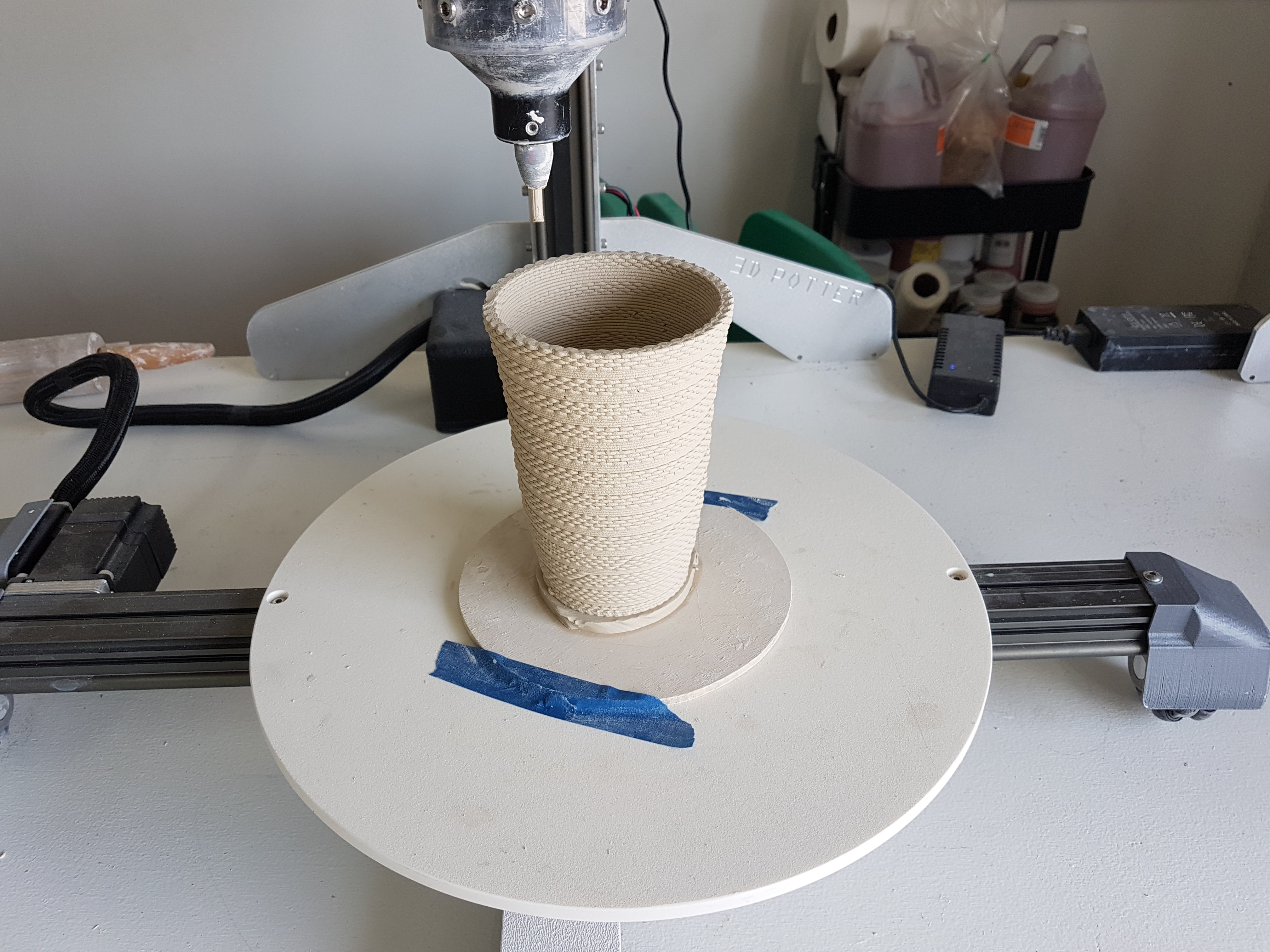 10 Pro Ceramic 3D Printer Vase on table - Stelis3D